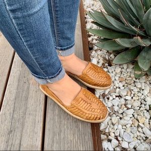 GAVVY loafers tan platform size 8US/5MeX artesanias gorgeous rare find slipon